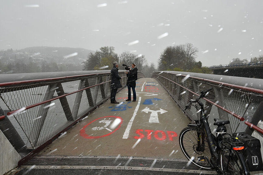 Eröffnung Volmemündungsbrücke im Schnee