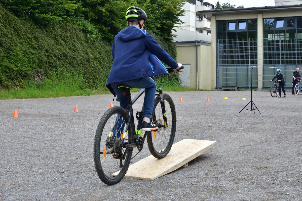 Fahrradparcours Wippe